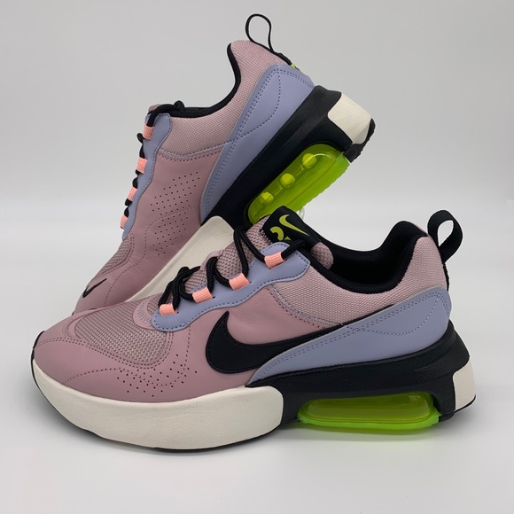 Nike Shoes - W Air Max Verona